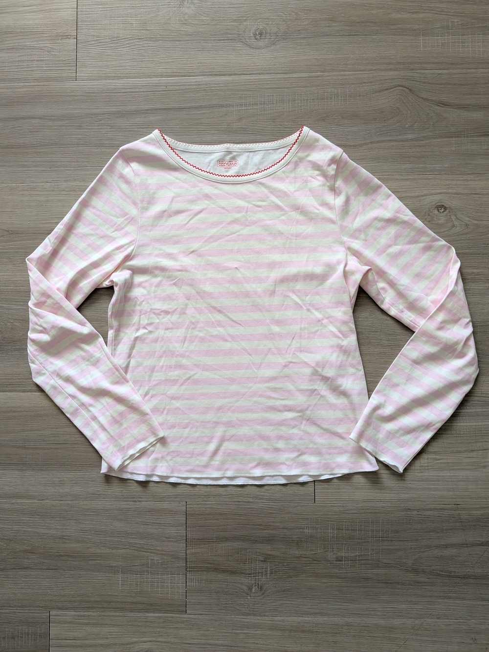 Cozyland Ellie PJ Top in Candy Cane - Picture 3 of 6